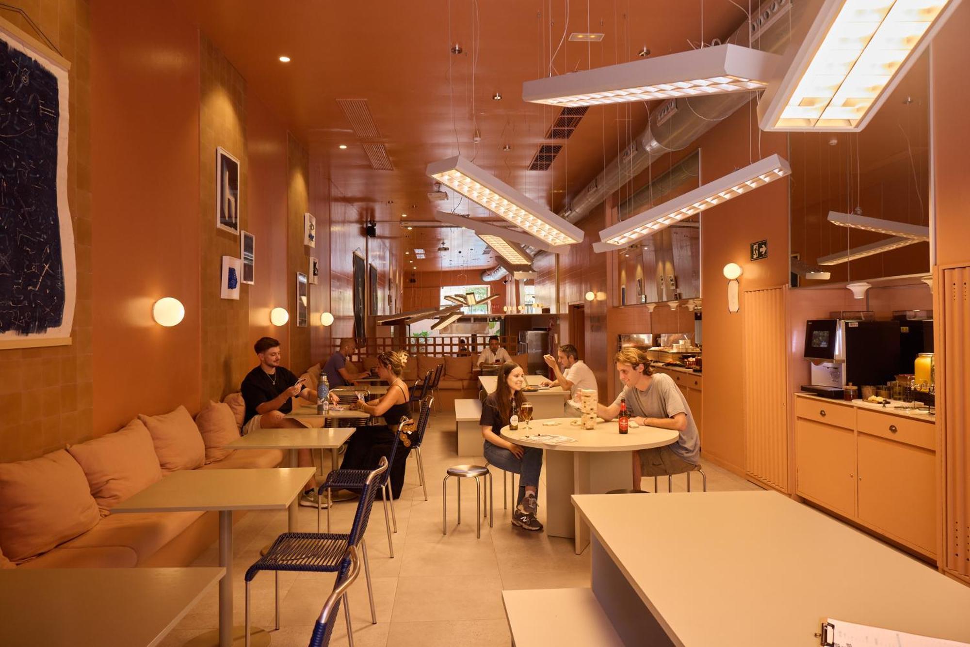 Latroupe Poblenou Beach — Fotos 3